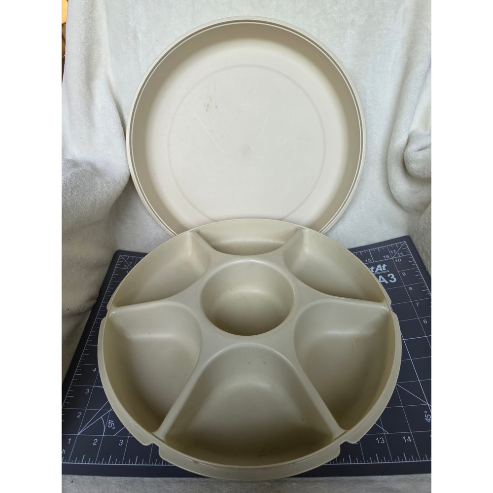 Vintage Tupperware Serving Center 1665-5 Almond Cream Veggie Tray with Lid USA